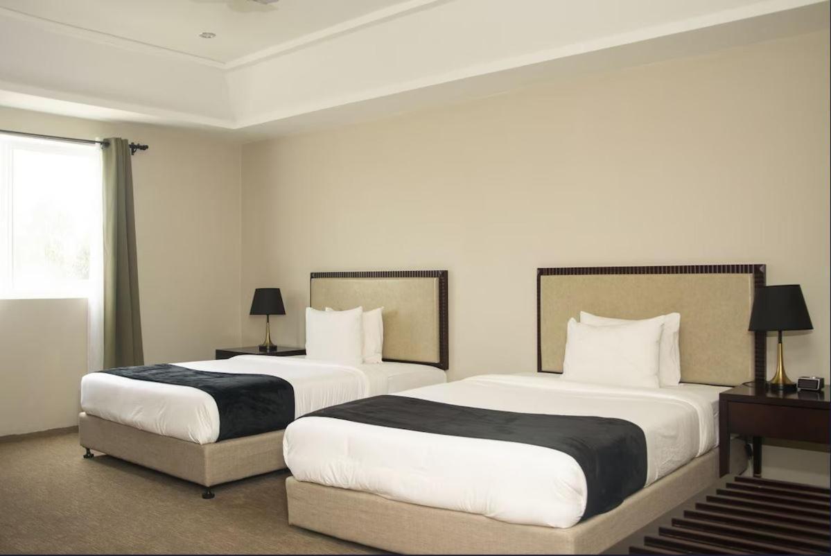 Royal Ambassador Hotel Harbel Εξωτερικό φωτογραφία